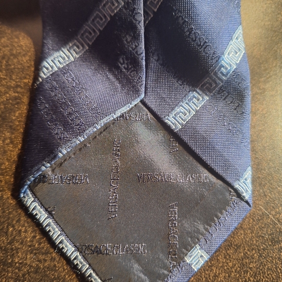 Vintage versace tie - Picture 5 of 5